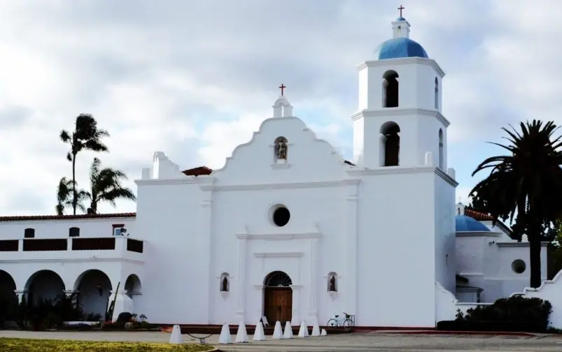 San Luis Rey de Francia - Brief History